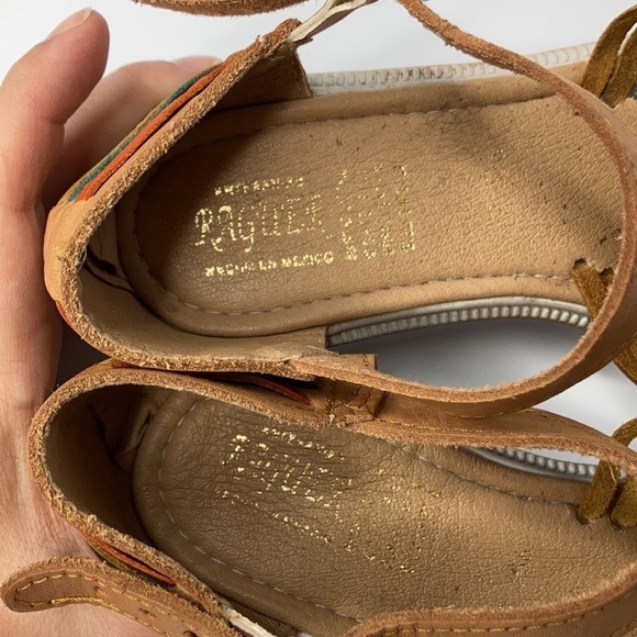 Raguer multi colored platform Huraches size 6 - Picture 3 of 8